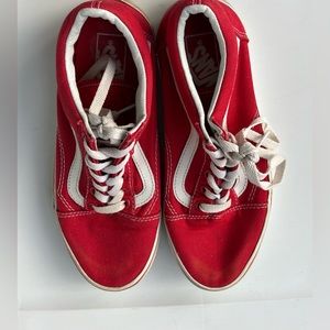 7.5 red vans